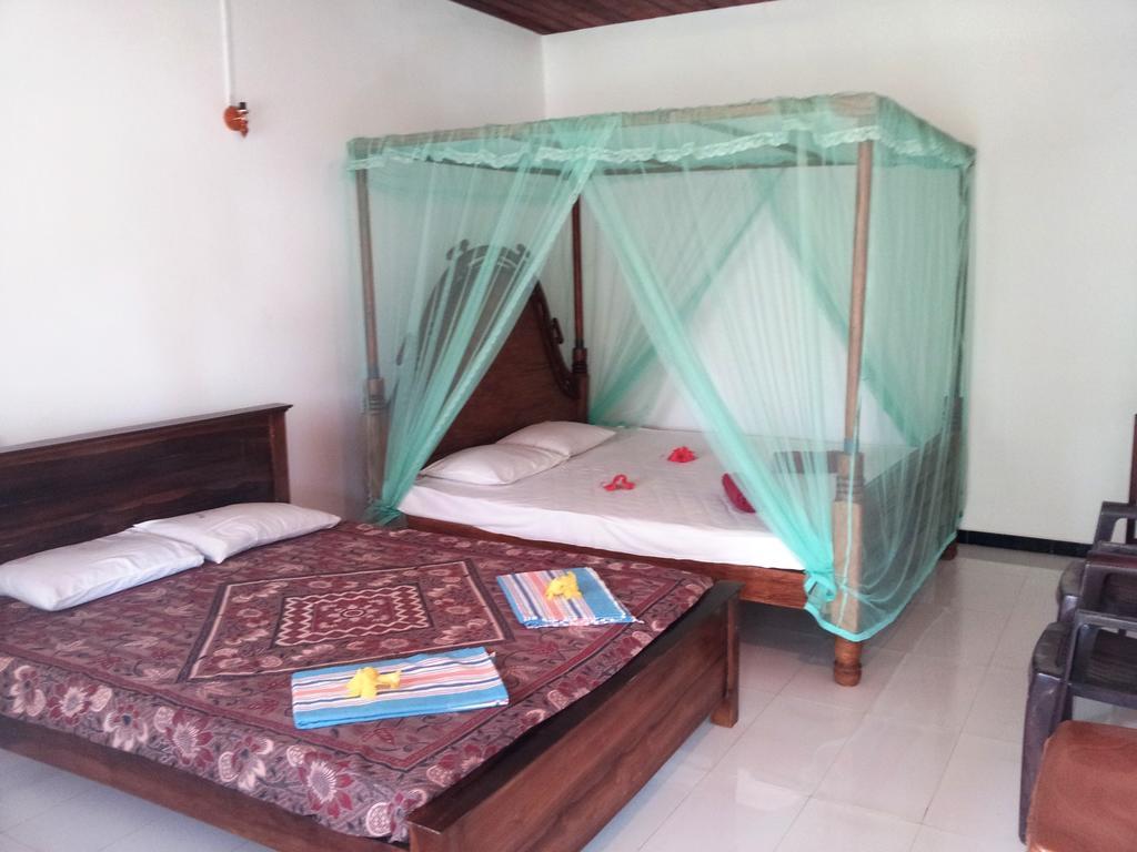Rainbow Guest House Mirissa Dış mekan fotoğraf